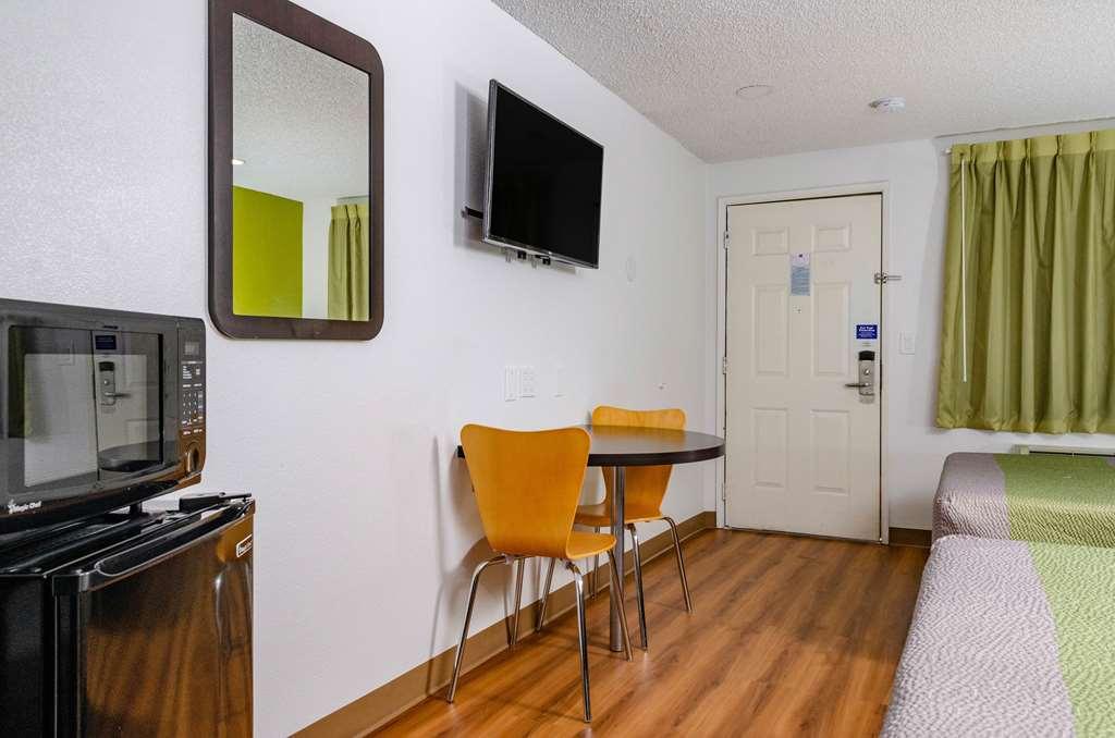 Studio 6-Fresno, Ca - Extended Stay Pinedale 客房 照片